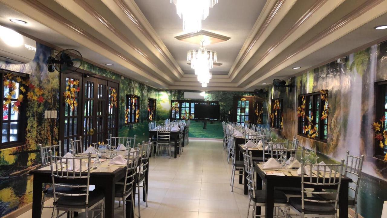 Villa Esmeralda Bryan'S Resort Hotel And Restaurant Palayan City Exterior photo